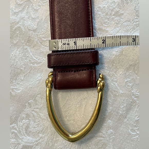 Coach ladies Belt with solid brass buckle. - Picture 11 of 12